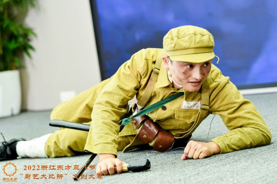 1646724889798869LzKR.jpg