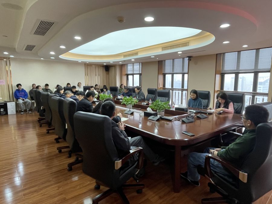 16728187727953657MhT.jpg Vsport官方网站党委委员、副总裁赵茂文赴货运Vsport官方网站宣讲.jpg